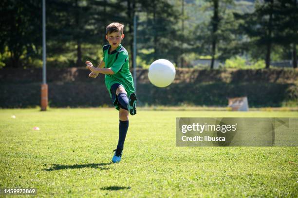 summer soccer football camp school for children, training. - football field bildbanksfoton och bilder