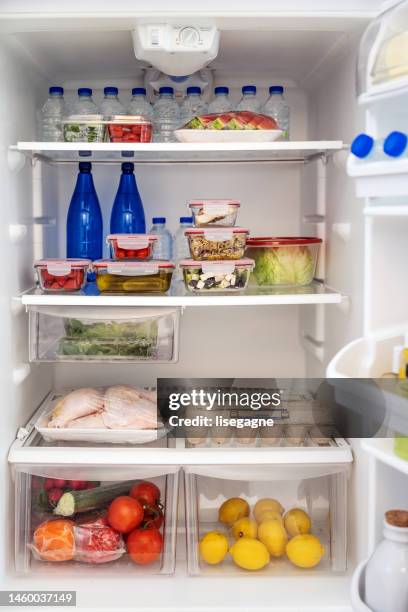 inside fridge door - los stockfoto's en -beelden