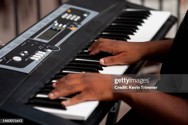 music on an electric keyboard - concert icon stock pictures, royalty-free photos & images