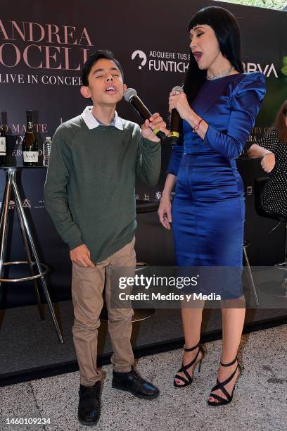 Joel Rivera and Susana Zabaleta perform during a wine tasting event at Dante Brasa y Fuego on January 27, 2023 in Mexico City, Mexico.