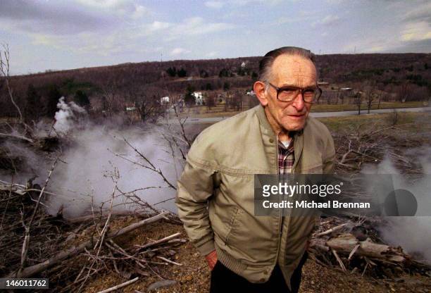 Lamar Mervine, the Mayor of Centralia, Pennsylvania, 13th March 2000. The town, situated in the deep mining area of Pennsylvania, was evacuated in...