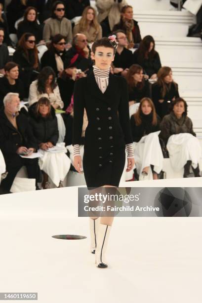 Chanel Spring Collection 2006 Chanel Runway Haute Couture Springsummer 2006 Photos and Premium High ...