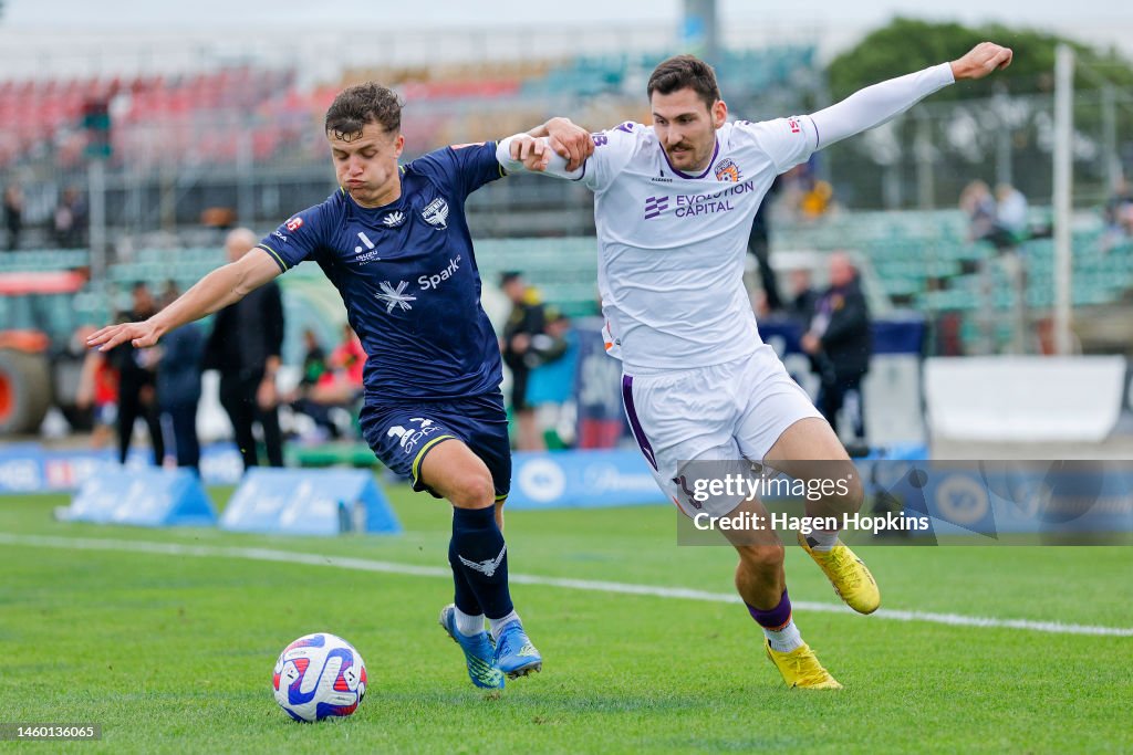 A-League Men's Rd 14 - Wellington Phoenix v Perth Glory