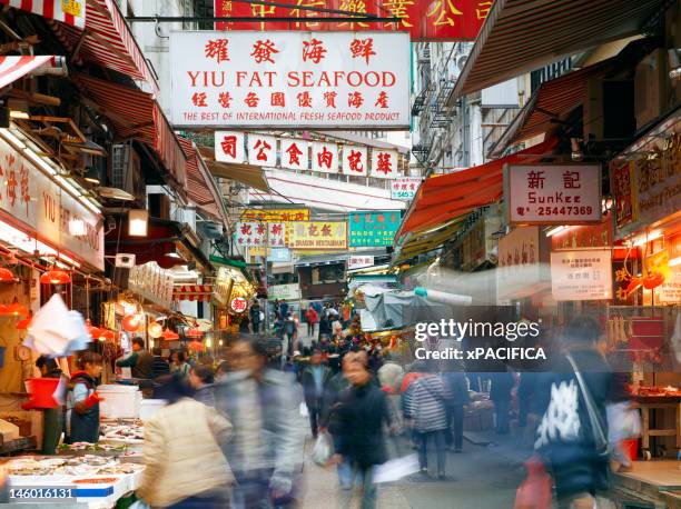 the graham street market in hong kong - hong kong street scene stock pictures, royalty-free photos & images