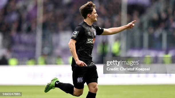 Florian Kleinhansl of Osnabrueck celebrates the first goal during the 3. Liga match between MSV Duisburg and VfL Osnabrück at...