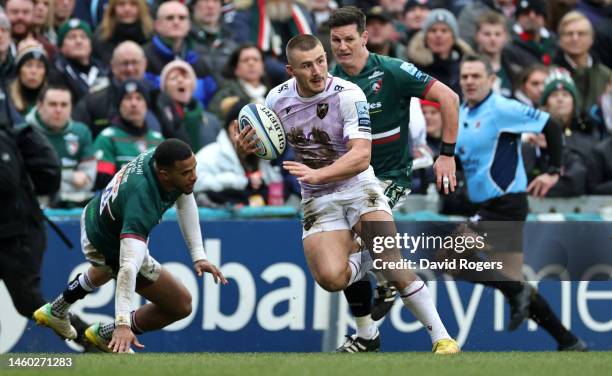 Ollie Sleightholme of Northampton Saints breaks clear to score their first try during the Gallagher Premiership Rugby match between Leicester Tigers...