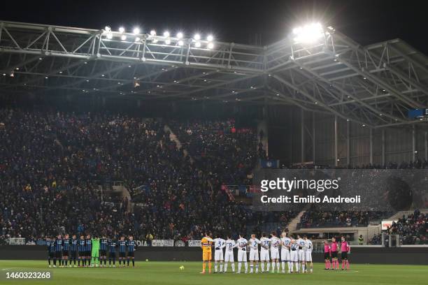General view as players of Atalanta BC and UC Sampdoria pause for a minute's silence in memory of Carlo Tavecchio, former President of the Italian...