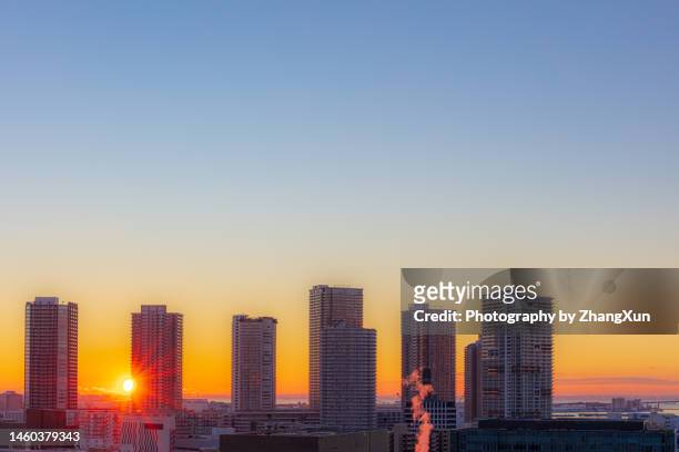 new year's sunrise in tokyo. - japan sunrise stock pictures, royalty-free photos & images