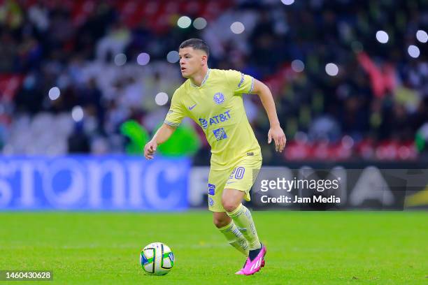 Richard Rafael Sanchez of America controls the ball during the 4th round match between America and Mazatlan FC as part of the Torneo Clausura 2023...