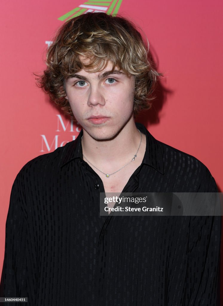 The Kid LAROI arrives at the G'Day USA Arts Gala at Skirball Cultural