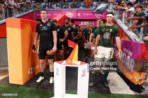 The teams wait to take to the field before the 2023 Sydney Sevens match between New Zealand and South Africa at Allianz Stadium on January 29, 2023...