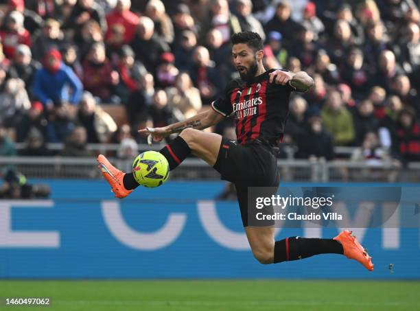 Olivier Giroud of AC Milan in action during the Serie A match between AC MIlan and US Sassuolo at Stadio Giuseppe Meazza on January 29, 2023 in...