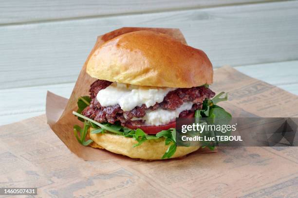 honey goat burger - deep fried bildbanksfoton och bilder