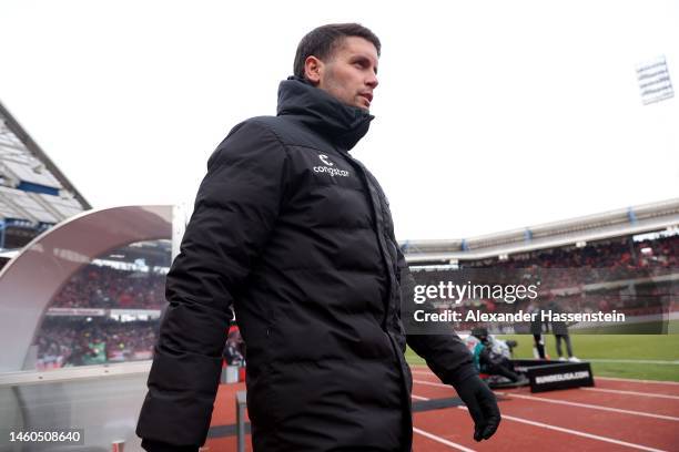 Fabian Hürzeler, head coach of St. Pauli looks on during the Second Bundesliga match between 1. FC Nürnberg and FC St. Pauli at Max-Morlock-Stadion...