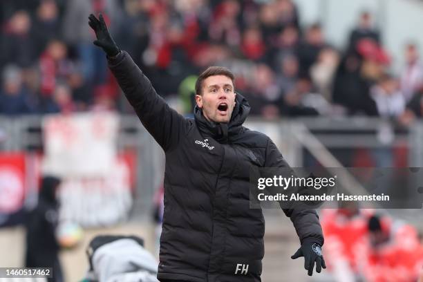 Fabian Hürzeler, head coach of St. Pauli reacts during the Second Bundesliga match between 1. FC Nürnberg and FC St. Pauli at Max-Morlock-Stadion on...