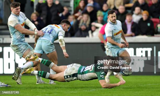 Michael Dykes of London Irish dives over for his third try during the Gallagher Premiership Rugby match between London Irish and Harlequins at Gtech...