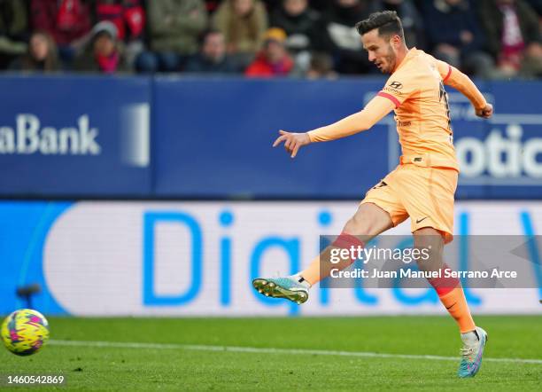 Saul Niguez of Atletico Madrid scores the team's first goal during the LaLiga Santander match between CA Osasuna and Atletico de Madrid at El Sadar...