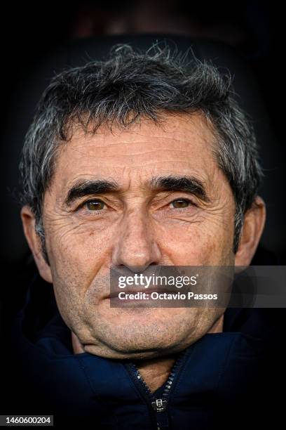 Ernesto Valverde, Head Coach of Athletic Club, looks on prior to the LaLiga Santander match between RC Celta and Athletic Club at Estadio Balaidos on...