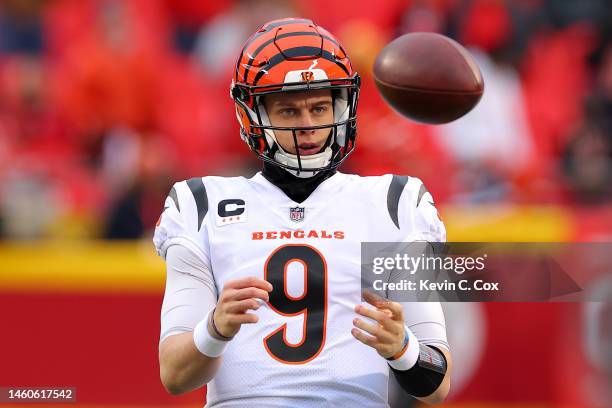 Joe Burrow of the Cincinnati Bengals warms up prior to the AFC Championship Game against the Kansas City Chiefs at GEHA Field at Arrowhead Stadium on...