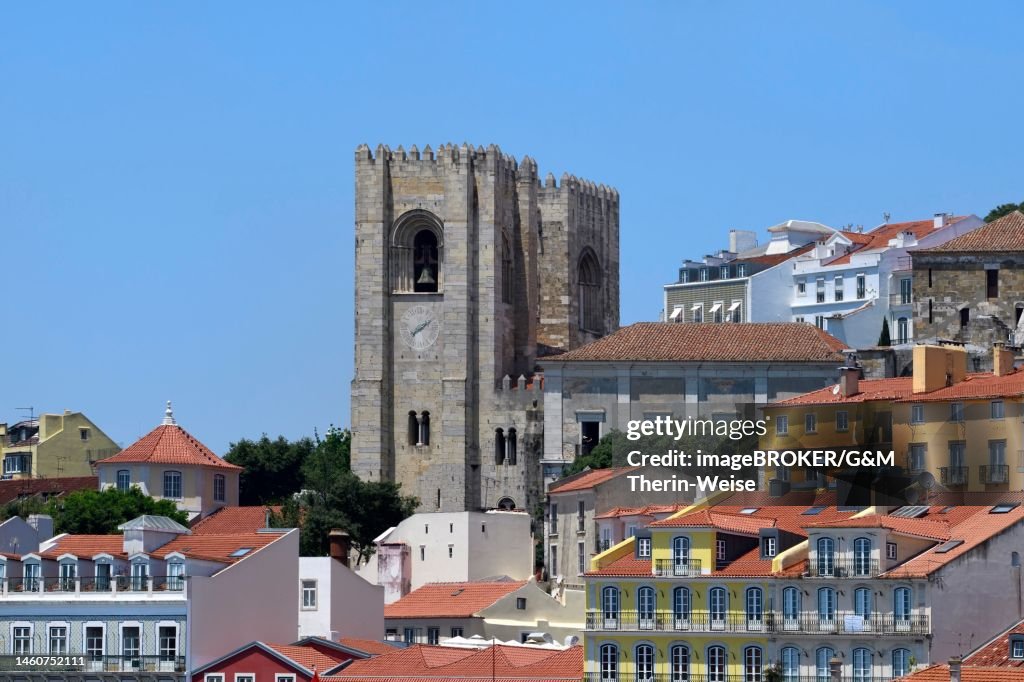 Lisbon Cathedral (the Se), Alfama district, Lisbon, Portugal