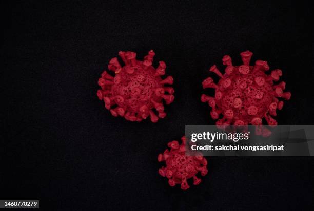 covid-19 omicron, corona virus, covid-19, microbiology and virology concept - genetische variant stockfoto's en -beelden