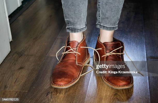 boots - big foot 個照片及圖片檔
