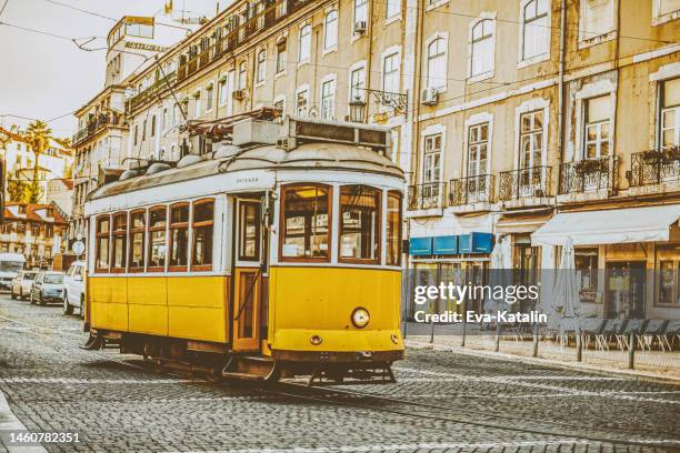 lissabon, portugal - praca de figueria stock-fotos und bilder