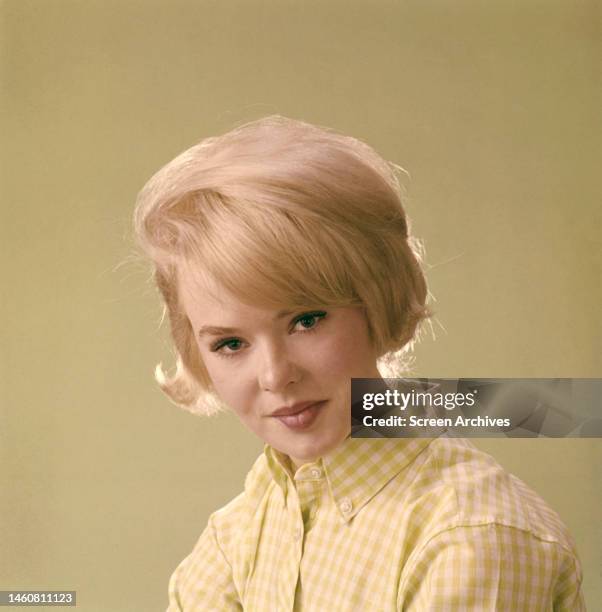 American actress and dancer Joey Heatherton, circa 1964.