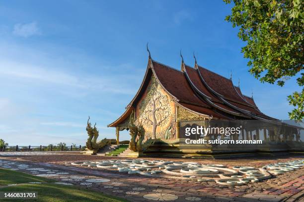 temple sirindhorn wararam phu prao in ubon ratchathani province thailand. - ubon ratchathani stockfoto's en -beelden