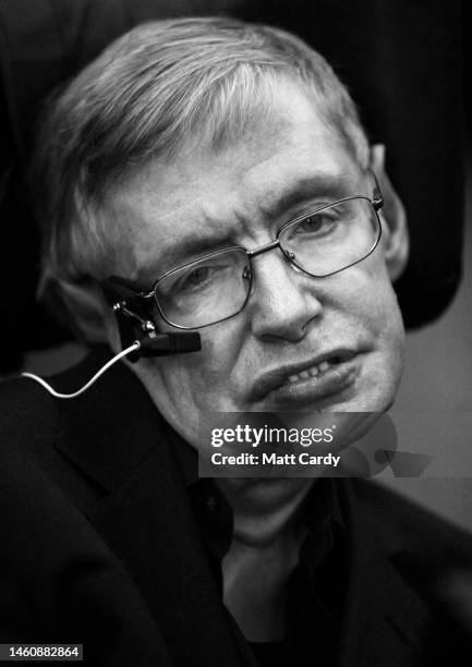 Stephen Hawking receives the Royal Society Copley Medal from the Royal Society on November 30 2006 in London, England. The Royal Society's Copley...