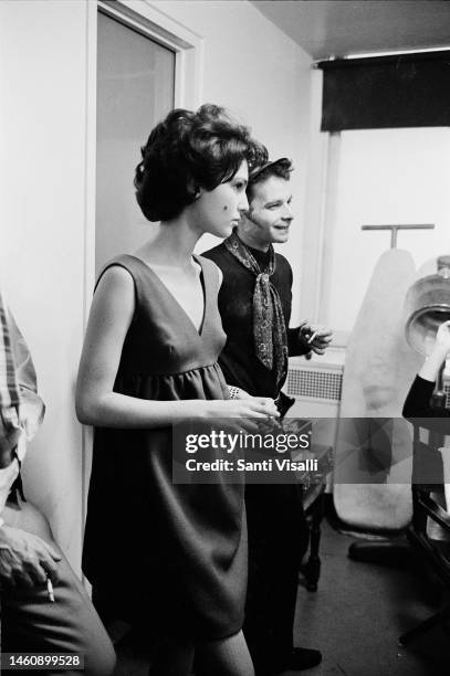 Richard Avedon prepares a shoot with Benedetta Barzini on April 10, 1967 in New York, New York.