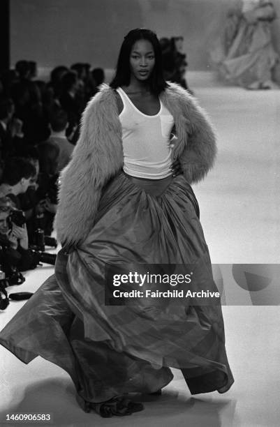 Model on the runway of the Isaac Mizrahi fall 1994 Ready-To-Wear collection, later featured in the 1995 Douglas Keeve directed documentary...