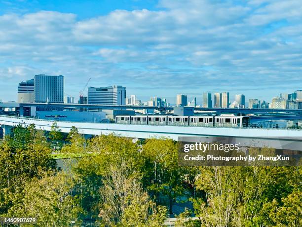 high angle view of tokyo city transportation in the morning. - harumi district tokyo stock pictures, royalty-free photos & images