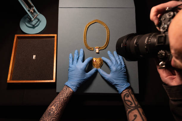 GBR: Tudor Jewel Amongst 2021 Treasure Finds British Museum Reports Today