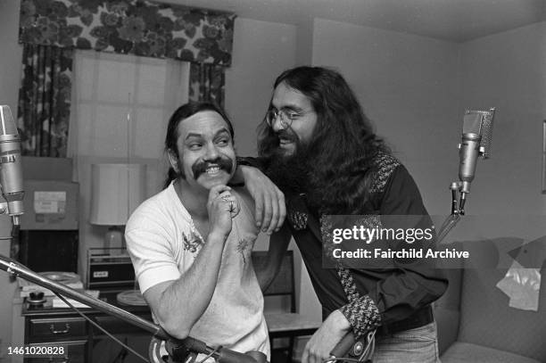 Cheech Intong 3,517 Cheech And Chong Images Stock Photos, High-Res Pictures, and ...