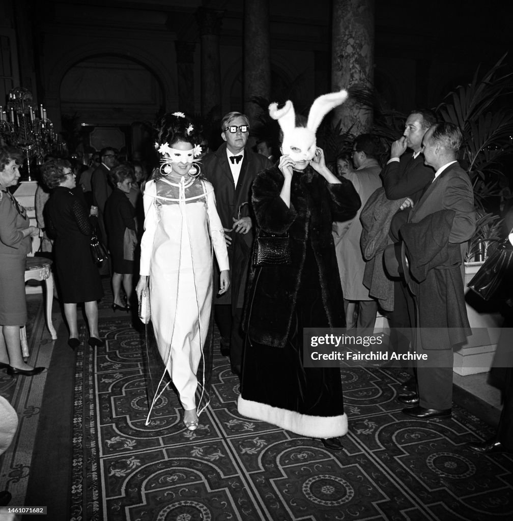 Susan Stein At Black And White Ball
