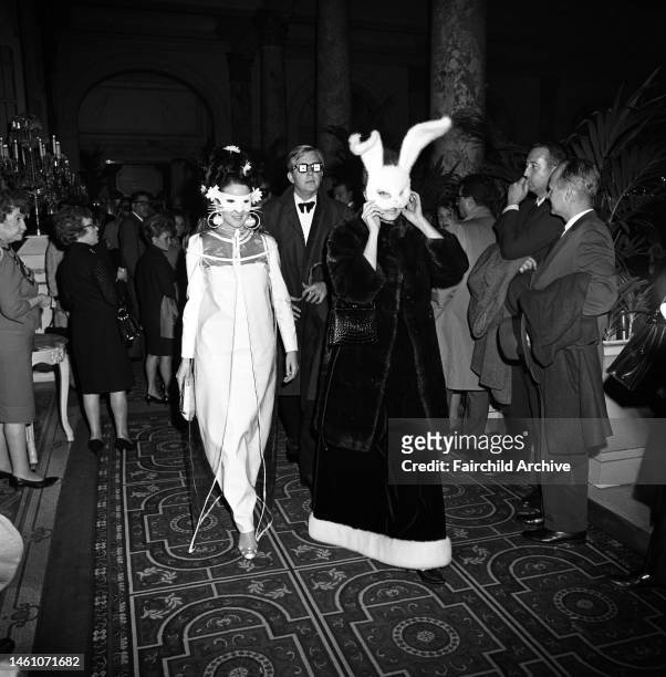 Candice Bergen and Susan Stein arriving at Truman Capote's Black and White Ball in the Grand Ballroom at the Plaza Hotel in New York City, 28th...