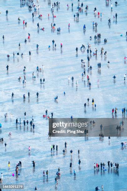 Ice Ping 45 Ping Ice Stock Photos, High-Res Pictures, and Images - Getty Images