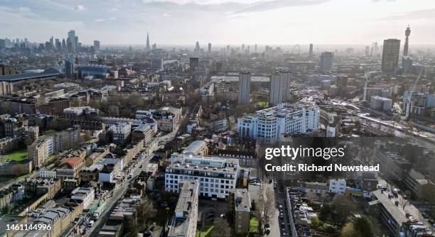 london skyline - キングスクロス駅 ストックフォトと画像