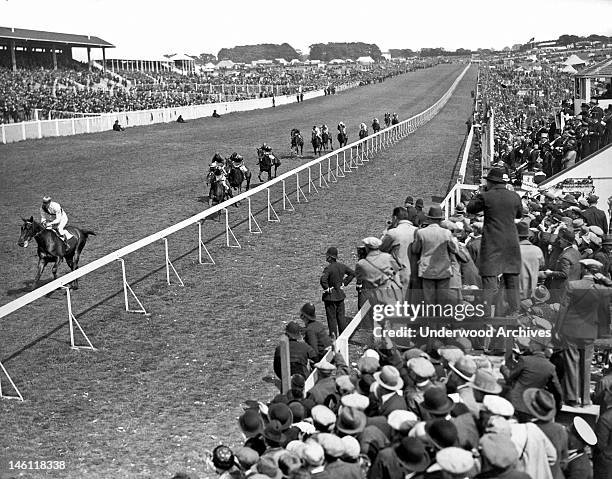Lord Astor's 'Pennycomequick' ridden by H. Jellis, won the Oak Stakes at the Epsom Derby, Epsom, England, June 7, 1929.