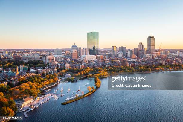 boston, ma - charles river aerial photography downtown - massachusetts stock-fotos und bilder