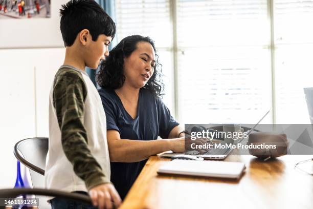 Interrupted Connection Interrupted Photos and Premium High Res Pictures - Getty Images