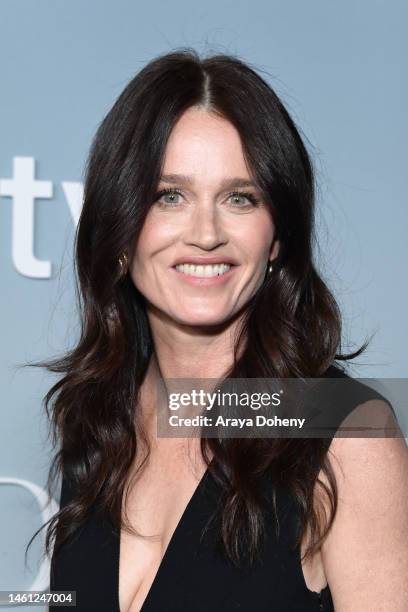 Robin Tunney Photos Photos and Premium High Res Pictures - Getty Images