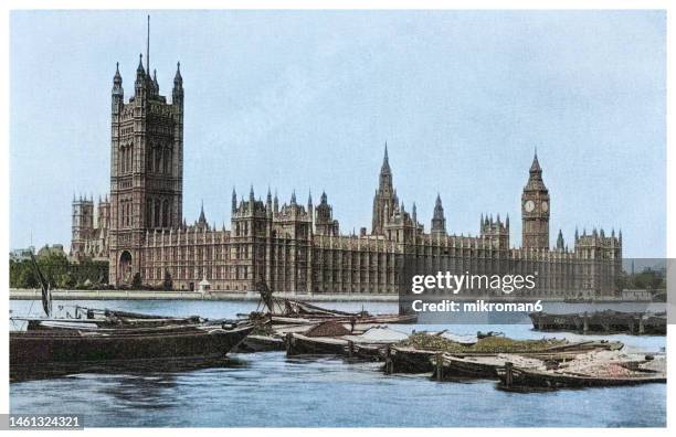 old engraving illustration of palace of westminster, houses of parliament in london, england - dee stock pictures, royalty-free photos & images