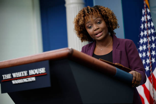 DC: Press Secretary Karine Jean-Pierre Briefs White House Media