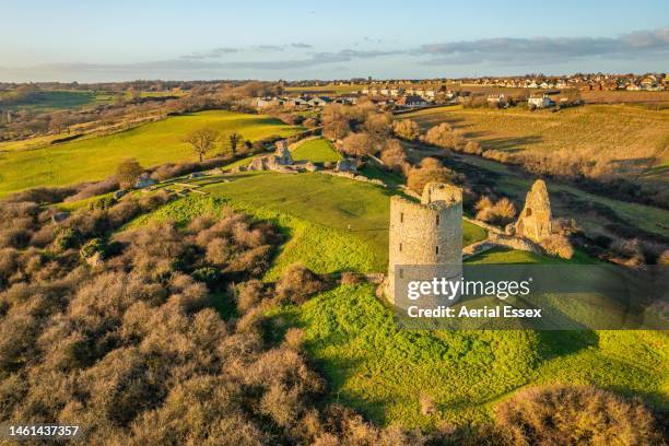 hadleigh castillo - essex england fotografías e imágenes de stock