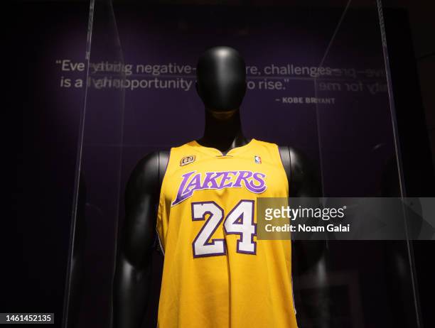 2,223 Kobe Bryant Jersey Stock Photos, High-Res Pictures, and Images -  Getty Images