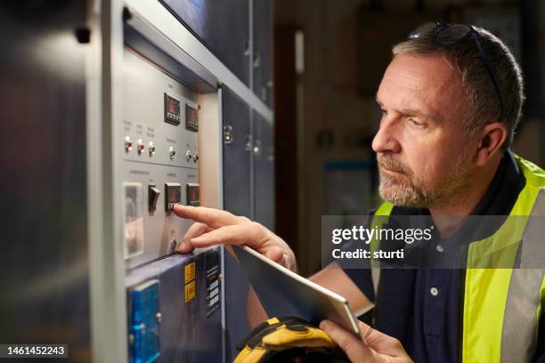 swimming pool heating inspection - industrial equipment stock pictures, royalty-free photos & images