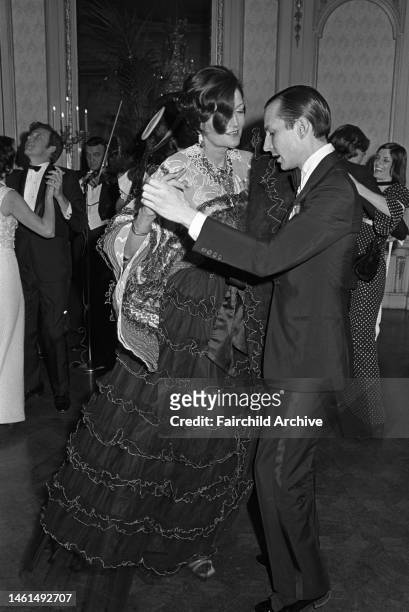 Maxime de la Falaise dancing with Fred Hughes during the 'Waltz' evening party