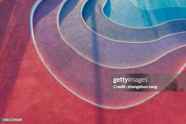 colorful stairs pavement - aerial view photos fotografías e imágenes de stock